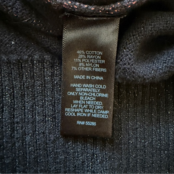 Express V-Neck Glitter Black Striped Sweater Women’s Size XS Multi-Color Festive - Picture 5 of 10